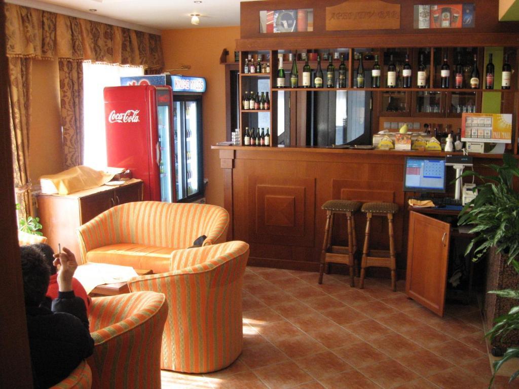 Hotel Vila Sunce Stara Pazova Esterno foto