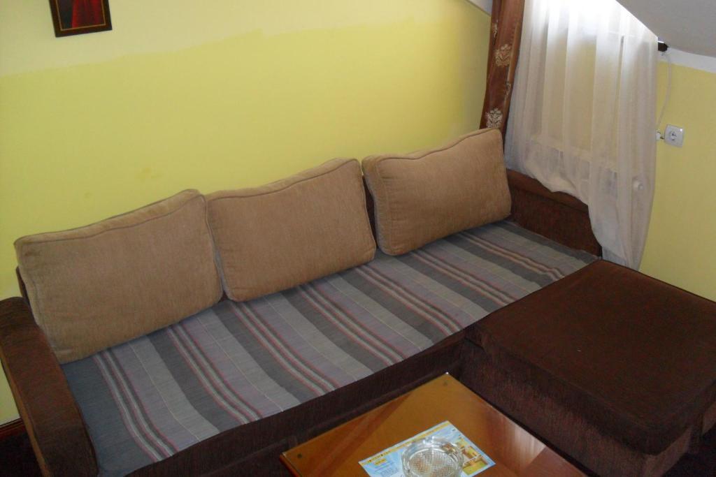 Hotel Vila Sunce Stara Pazova Camera foto